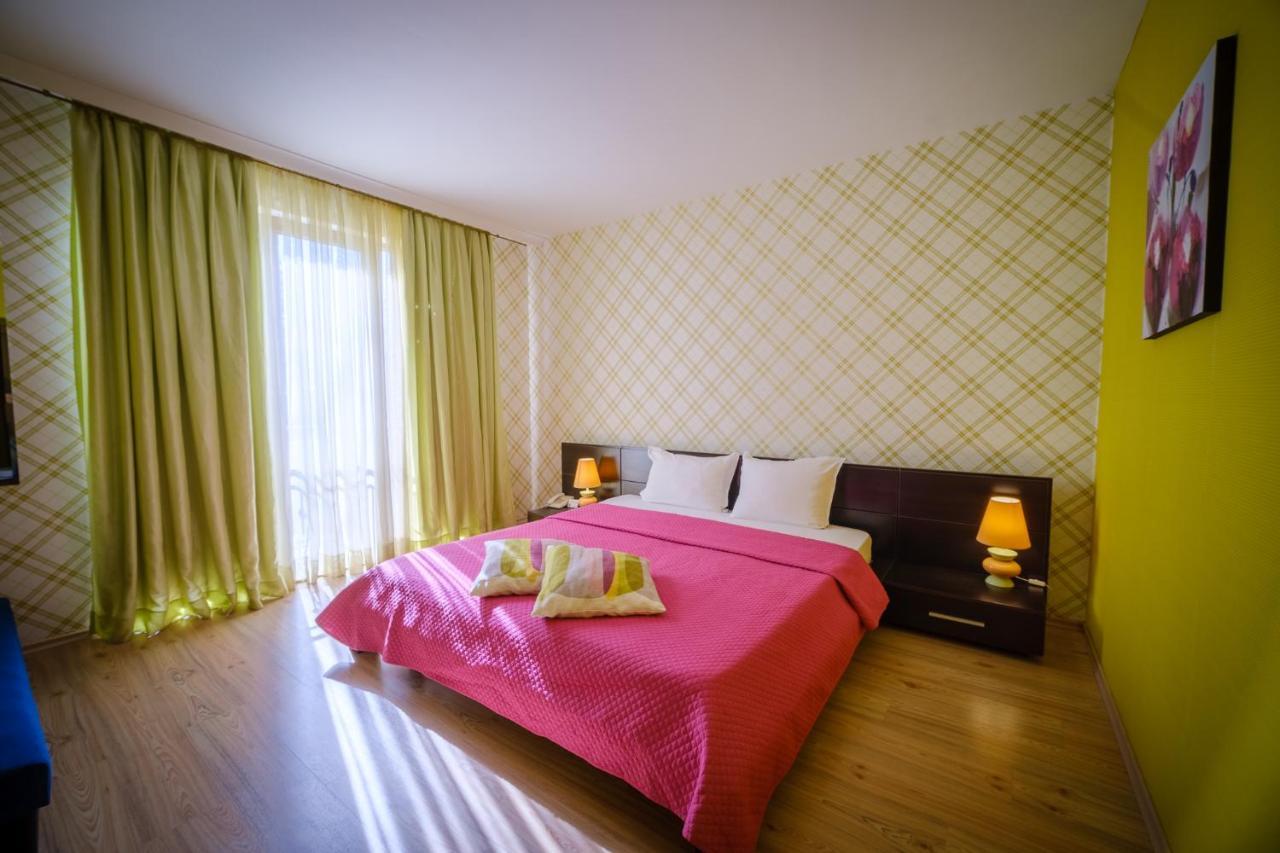 וארנה Family Hotel Classic מראה חיצוני תמונה