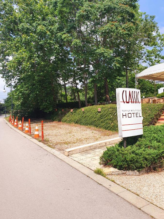 וארנה Family Hotel Classic מראה חיצוני תמונה