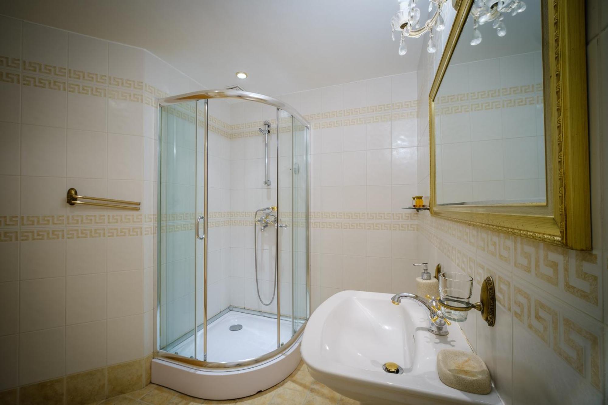 וארנה Family Hotel Classic חדר תמונה